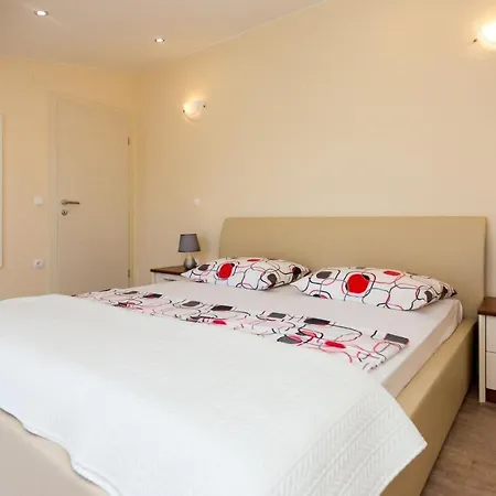 Villa In Omis, Private Pool Duce