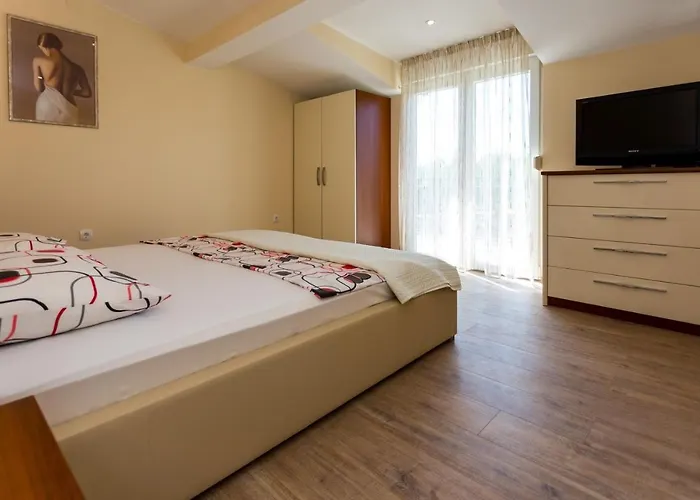 In Omis, Private Pool