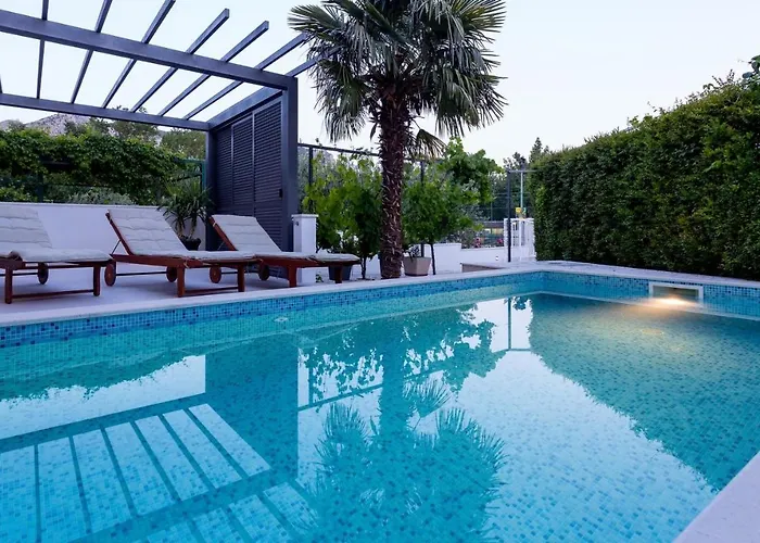 In Omis, Private Pool Duće